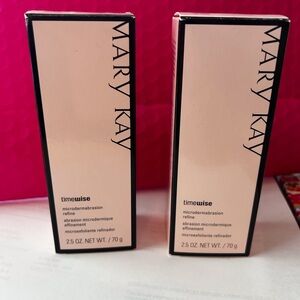 Mary Kay Micro-dermabrasion refine scrub